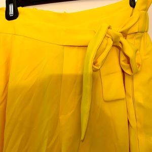 Woman’s Capri trouser